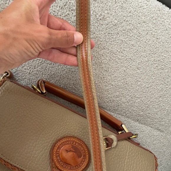Vintage Dooney & Bourke Two-Tone Leather Crossbody Purse - Picture 9 of 11